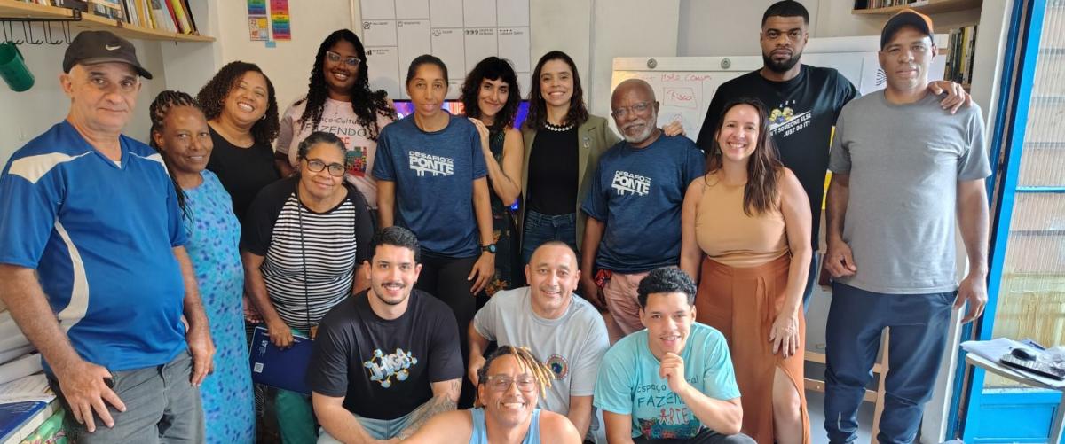 PMI Rio leva capacitação em Gestão de Projetos ao Morro do Turano em parceria com a ONG Fazendo Arte